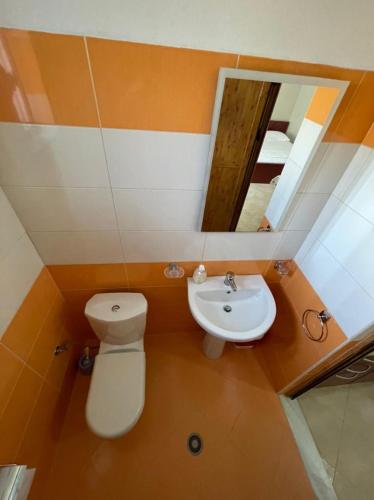 Triple Room with Garden View image 6