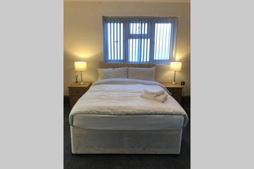 Cozy self contained apartment near Aston Hall
