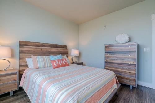 Bayfront Blessing Spacious 3-Bedroom 3-Bath with Great beach and Bay Views - image 6