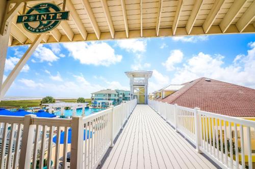 Bayfront Blessing Spacious 3-Bedroom 3-Bath with Great beach and Bay Views - image 12