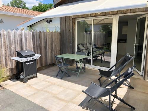 La cabane des roses gîte à louer La Hume