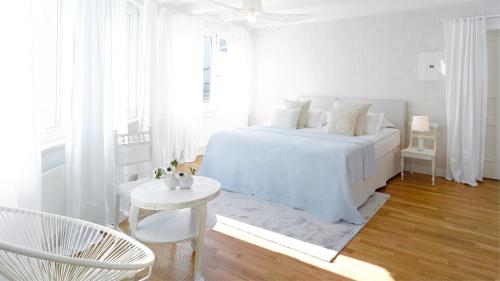 Gorki Apartments - image 2