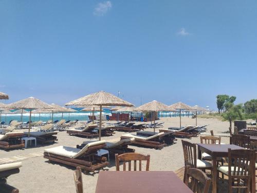 Troulis Seaside 5