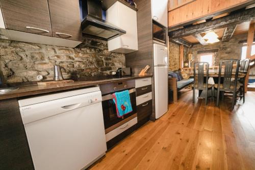 Borau - Casa 150m2 Con Jardin Y Barbacoa - Aragón