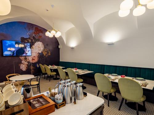 Hotel Heritage - image 12