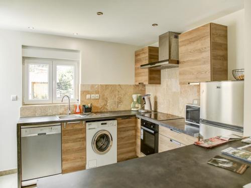 Holiday home Châtillon-Coligny - image 8