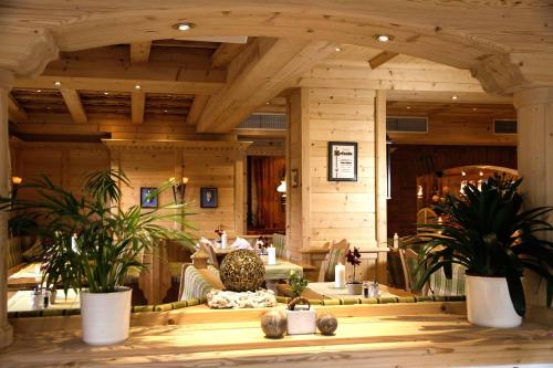 餐廳, Musik - und Wellnesshotel Mariandl Singender Wirt in 海巴赫