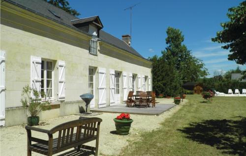 4 Bedroom Cozy Home In Bourgueil