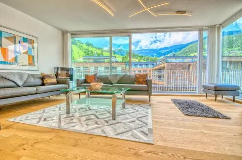 Penthouse Ari - by Alpen Apartments in Zell am See, Österreich