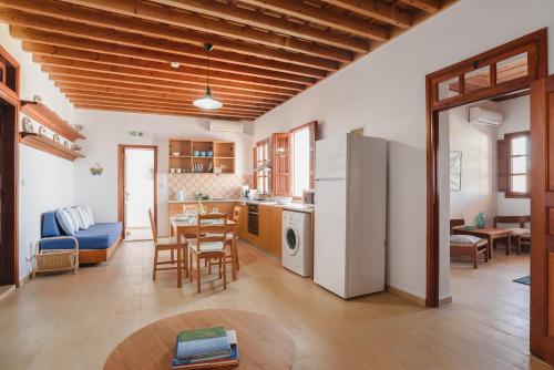 Thea Villas and Suite - image 4