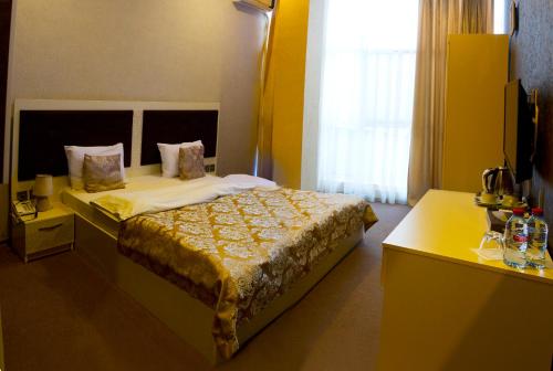 Khagani Hotel