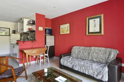 Quiet house with garden in Marcq-en-Baroeul 10 min from Lille - Welkeys photo 2