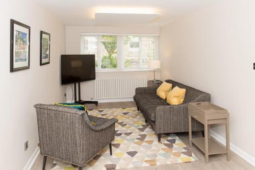 The Mews York Place by Harrogate Serviced Apartments - image 4