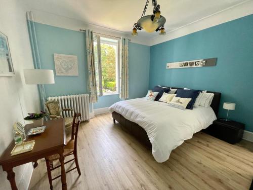 La Maison Bleue « La Charade » – Thaon-les-Vosges, NM