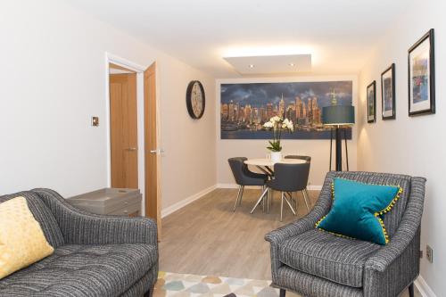 The Mews York Place by Harrogate Serviced Apartments - image 3