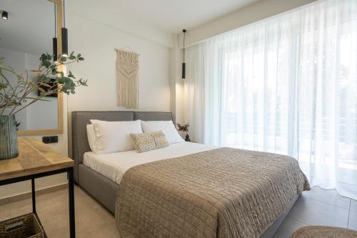 . Aelia Seaside Luxury Suites