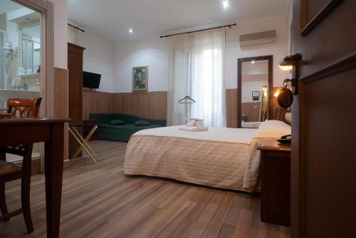 3 twin beds