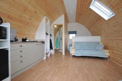 Glastonbury Glamping 5