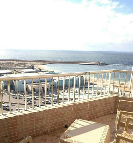 Apartment Hotel - Panorama Sea View - Free Parking — Hotel in Alexandria