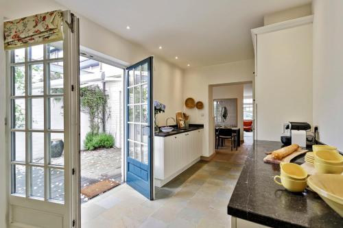 Charming house for 6 persons with sunny-terrace in Knokke gîte à louer Groenplein