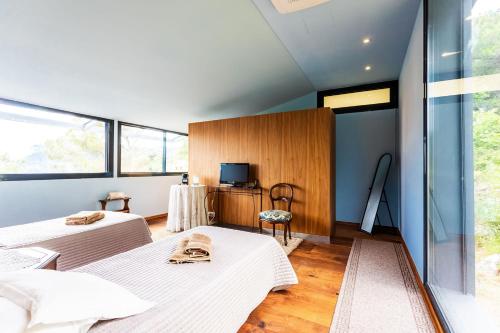 VILLA DYONIS VI4231By Riviera Holiday Homes