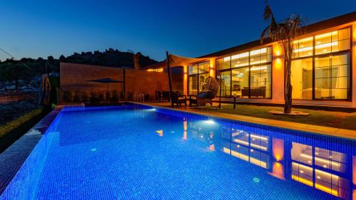 Pruva - 2 Bedroom Holiday Villa in Kalkan