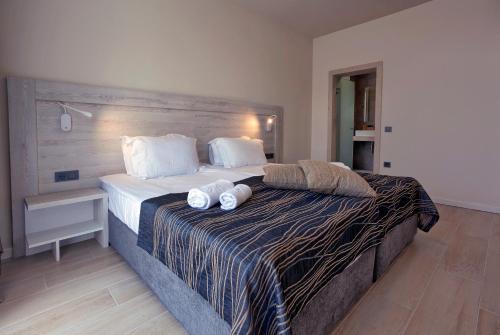 Luna Beach Hotel - image 9