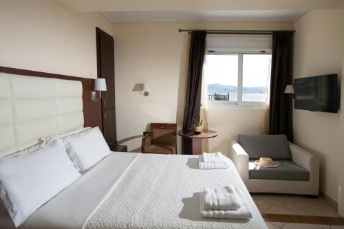 Almira Mare, Chalkis (fotografie 7)