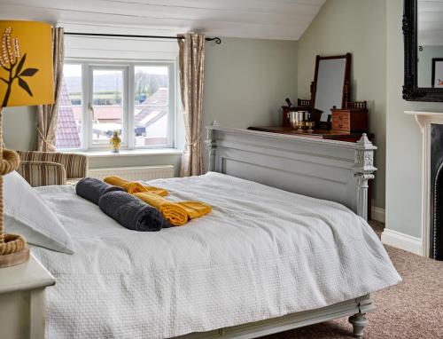 1 double bed, 1 sofa bed