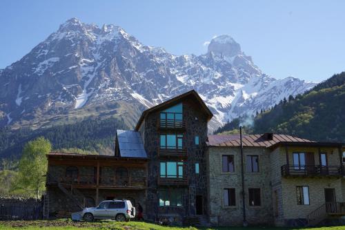 Accommodation in Mazeri