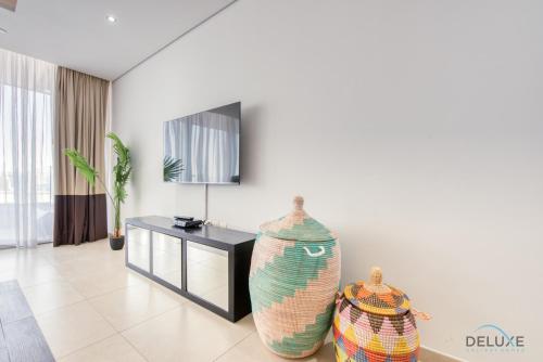Homely 1BR at The Matrix Dubai Sports City by Deluxe Holiday Homes, Dubaj (fotografie 10)