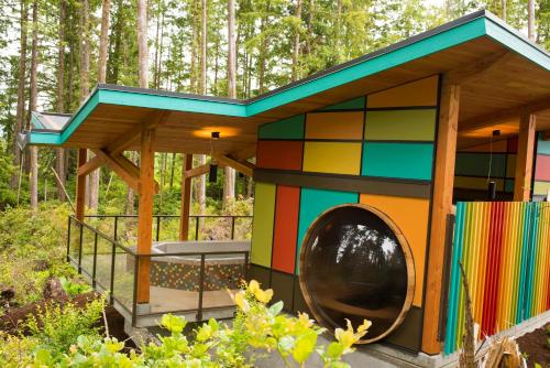 อ่างแช่น้ำร้อน, Hotel Zed Tofino in ทอฟิโน่