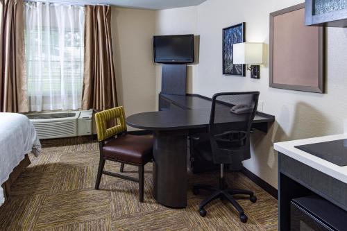 Candlewood Suites Appleton