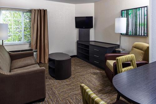 Candlewood Suites Appleton