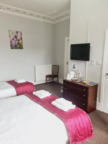 Dalry Guesthouse - image 7