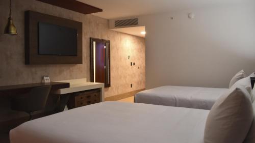 Superior Twin Room - Non-Smoking room in Hotel Indigo Guanajuato by IHG