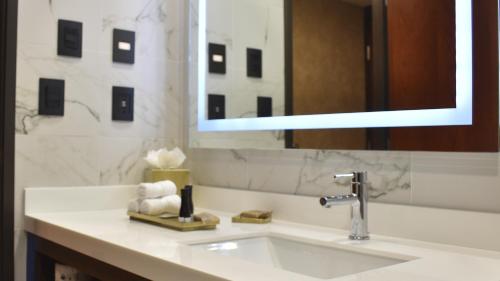 Standard King Room room in Hotel Indigo Guanajuato by IHG