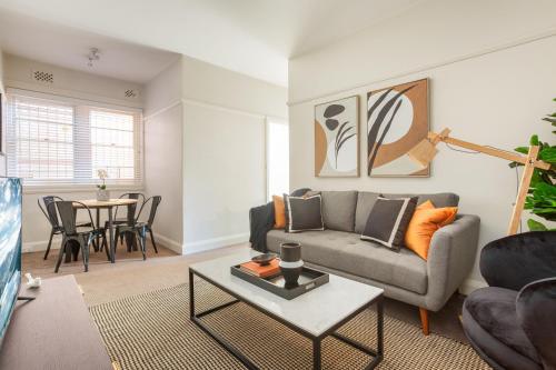 Sunlit 2-Bed Unit on Main Dining and Shopping Strip