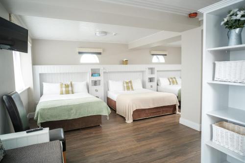 The Lodge Doolin in Ballyvara