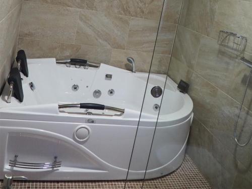 Apartamentos rurales Posada de Monfragüe con jacuzzi