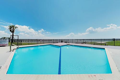 Bay-View Allegro North - All-New - Boat Slip Pool condo - image 2