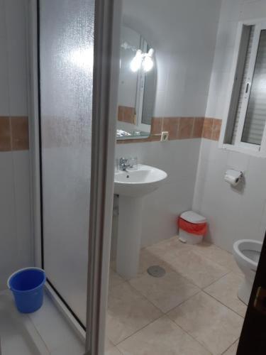 Hostal ALGECIRAS in อัลเจซิราส