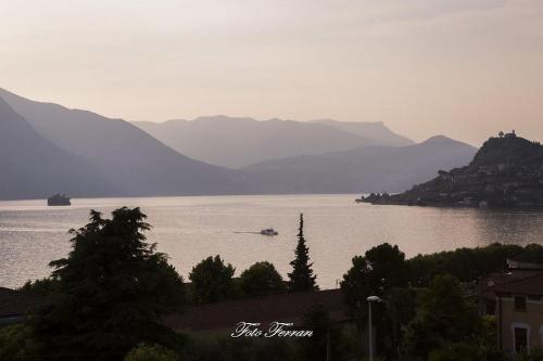 CASA VACANZE GLI ULIVI DEL LAGO gîte à louer Inzino