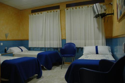 Hostal El Cartero - image 3