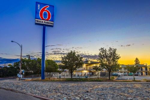 Motel 6-Red Bluff, CA Red Bluff