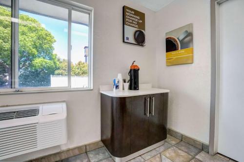 設施, Motel 6 Red Bluff, CA in 雷德布拉夫