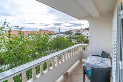 Apartments and rooms by the sea Palit Rab - 5010 - image 14