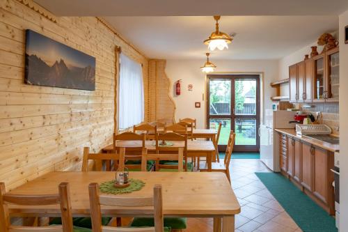 Kitchen, ASPEN in Nova Lesna