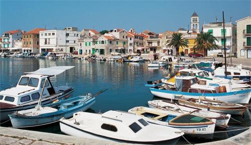 Apartment in Vodice with sea view, balcony, air conditioning, WiFi 5021-1