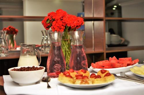 Kazbegi Hotel Batumi – Batumi, IL